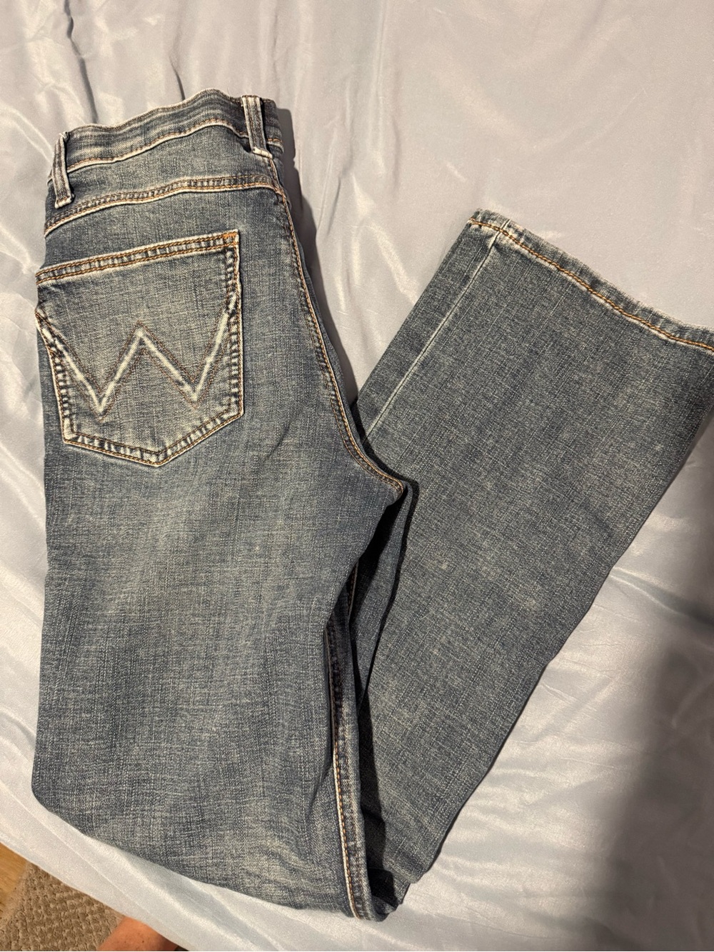 Wrangler Willow Women's Medium Blue Boot Cut Jeans with Contrast Stitching